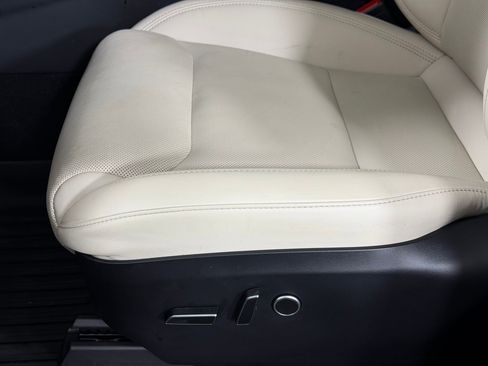 Used 2024 Tesla Model X image 14