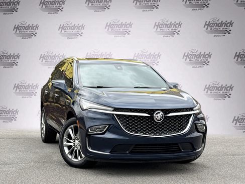 Used 2022 Buick Enclave Avenir w/ Avenir Technology Package image 2