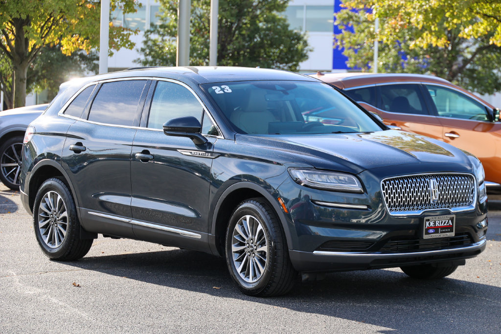 Used 2023 Lincoln Nautilus AWD w/ Premium Package image 23