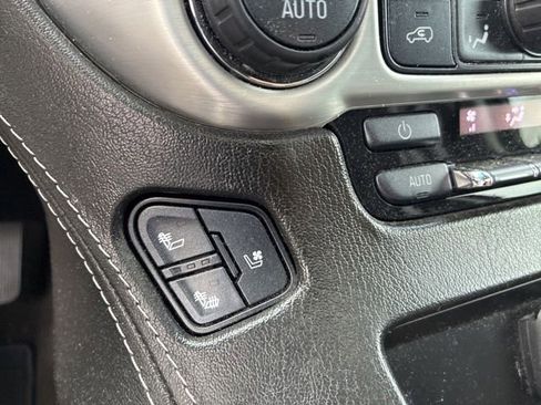 Used 2017 GMC Yukon SLT w/ Open Road Package RWD image 13