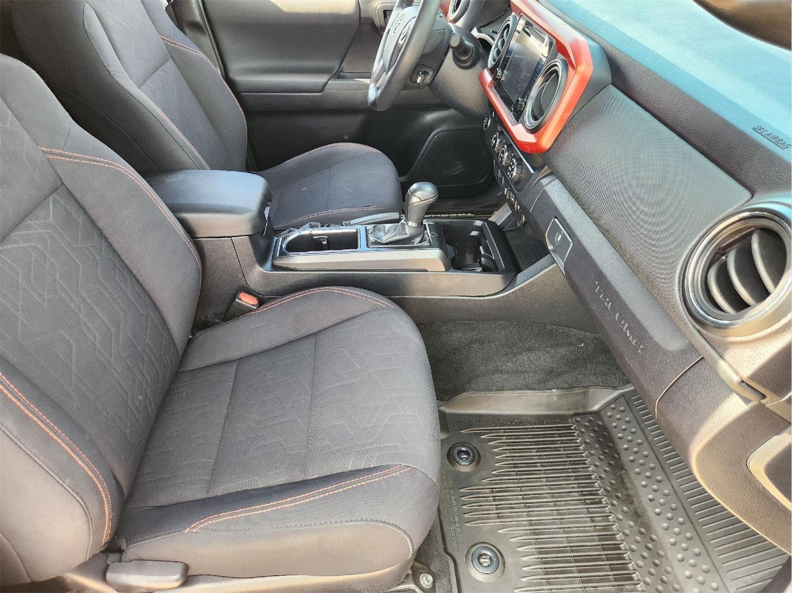 Used 2019 Toyota Tacoma TRD Sport RWD image 14