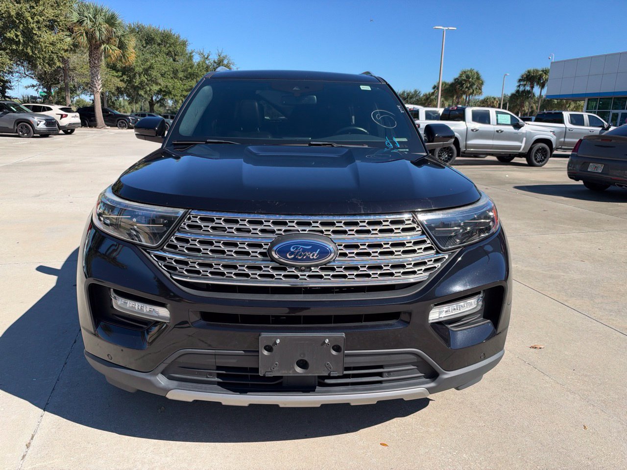 Used 2020 Ford Explorer Limited w/ Class III Trailer Tow Package AWD/4WD image 8