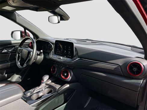 Used 2023 Chevrolet Blazer RS w/ Enhanced Convenience Package image 30