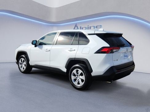 Used 2023 Toyota RAV4 LE image 3