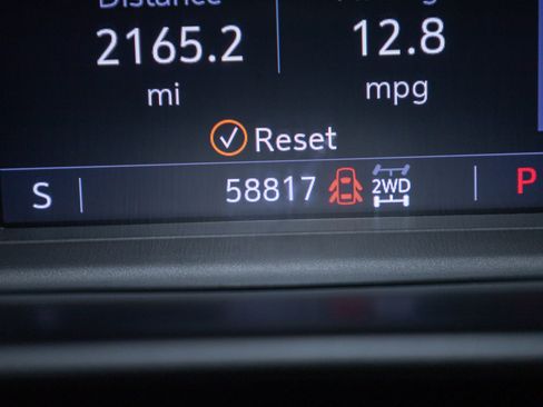 Used 2021 Chevrolet Silverado 1500 LTZ w/ LTZ Premium Package image 18