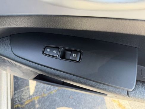 Certified 2024 Kia Forte LXS FWD image 31
