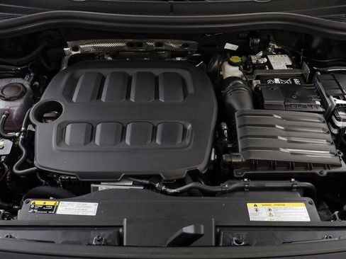 New 2026 Volkswagen Tiguan SE image 22