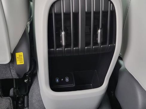 New 2026 Hyundai Kona SEL Premium image 11