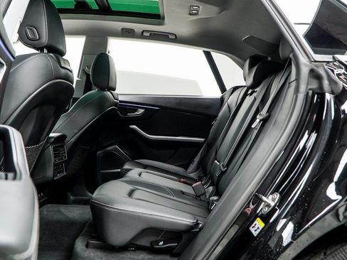 Used 2023 Audi Q8 Prestige image 41