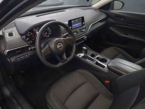 Used 2023 Nissan Altima 2.5 S image 9