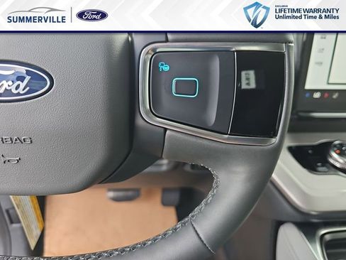 New 2026 Ford Expedition Active RWD image 23