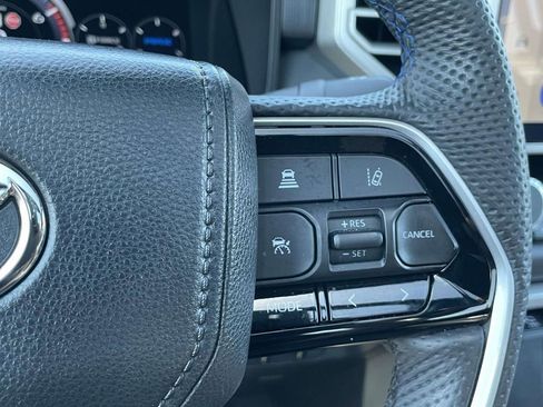 Used 2025 Toyota Tundra Platinum image 31