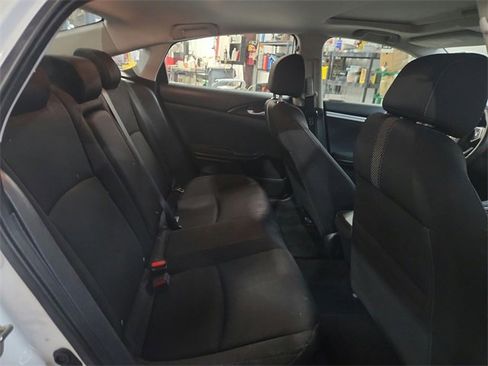 Used 2018 Honda Civic EX image 24