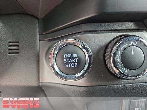 Used 2023 Toyota Tacoma TRD Off-Road image 6