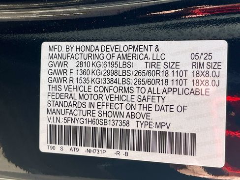Used 2025 Honda Pilot TrailSport image 33