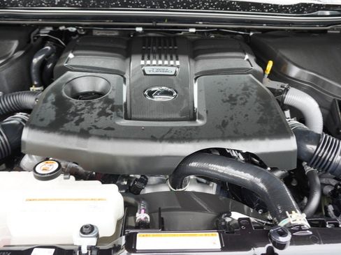 Used 2025 Lexus GX 550 AWD/4WD image 36