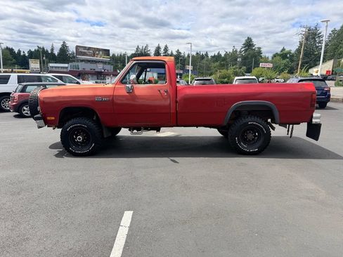 Used 1992 Dodge D/W Truck 250 AWD/4WD image 2
