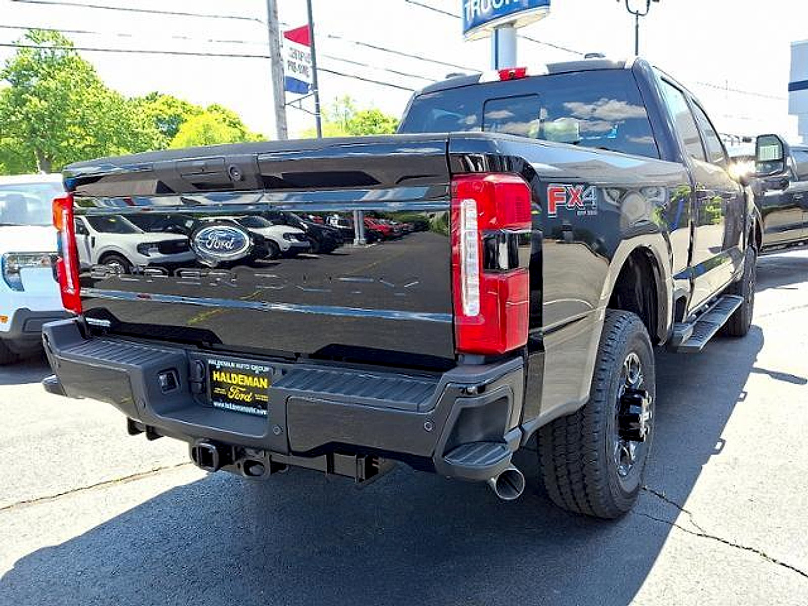 New 2026 Ford F250 XL w/ STX Appearance Package AWD/4WD image 4
