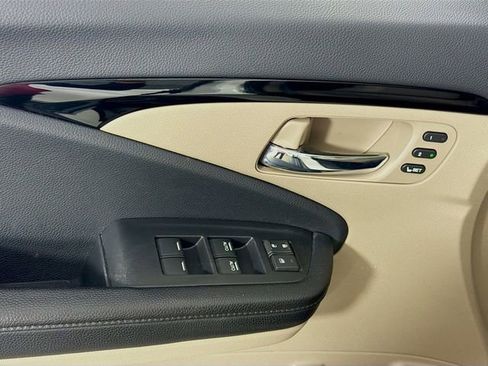Used 2018 Honda Pilot Touring image 21