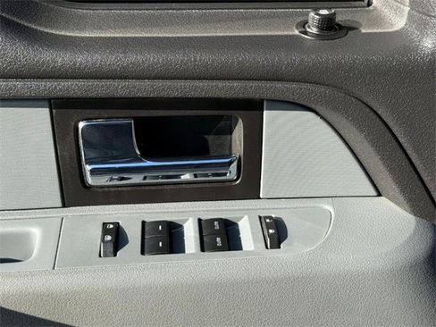 Used 2014 Ford F150 XLT w/ Equipment Group 302A Luxury image 23