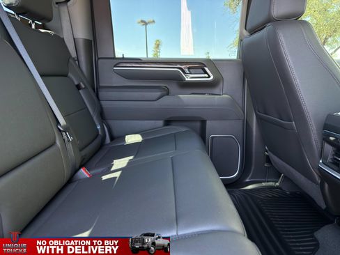 Used 2026 Chevrolet Silverado 2500 LTZ w/ LTZ Plus Package AWD/4WD image 27