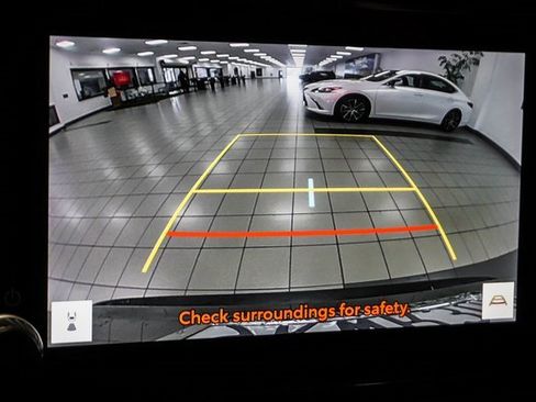 Used 2024 Toyota RAV4 XLE w/ Weather Package image 15