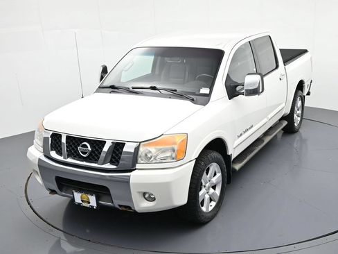 Used 2012 Nissan Titan SL w/ SL Max Utility Pkg AWD/4WD image 15