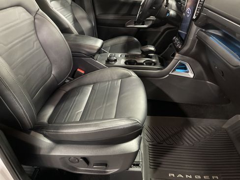 Used 2024 Ford Ranger Lariat w/ Advanced Towing Package image 15