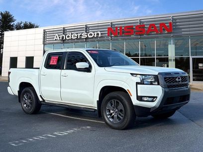 Certified 2025 Nissan Frontier SV w/ SV Convenience Package