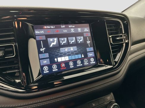 Used 2022 Dodge Durango GT image 14