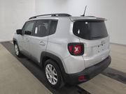 Used 2021 Jeep Renegade Latitude FWD image 6