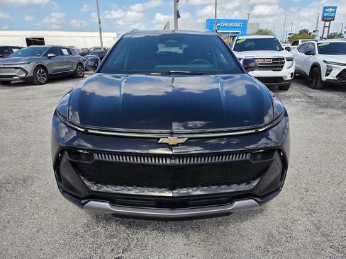 Certified 2025 Chevrolet Equinox EV LT w/ Convenience Package FWD image 18