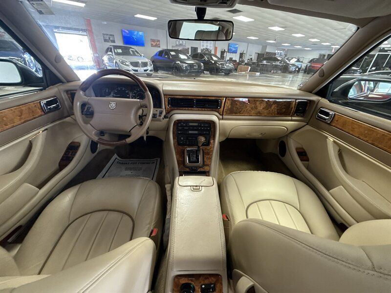 Used 1997 Jaguar XJ Vanden Plas RWD image 19