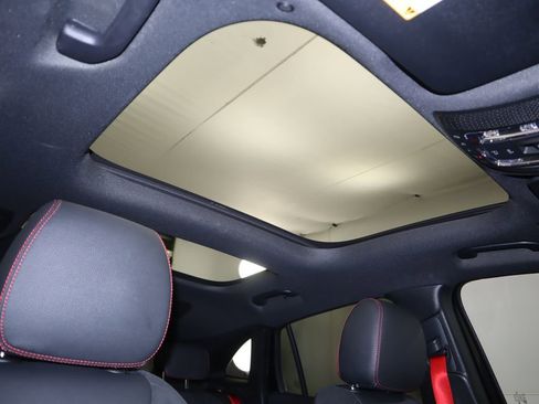 Certified 2025 Mercedes-Benz GLA 35 AMG 4MATIC image 18