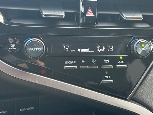 Used 2023 Toyota Camry SE image 24