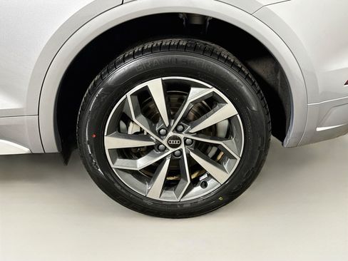 Used 2023 Audi Q5 2.0T Premium Plus w/ Premium Plus Package AWD/4WD image 27