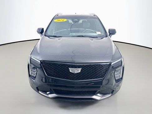 Used 2024 Cadillac XT4 Sport w/ Cold Weather Package image 2