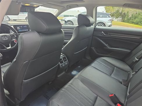 Used 2022 Honda Accord EX-L image 11