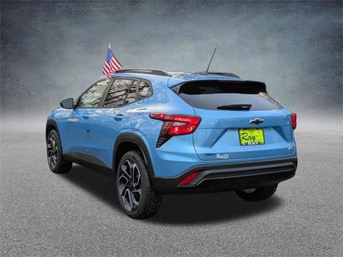 New 2026 Chevrolet Trax RS w/ Sunroof Package image 6