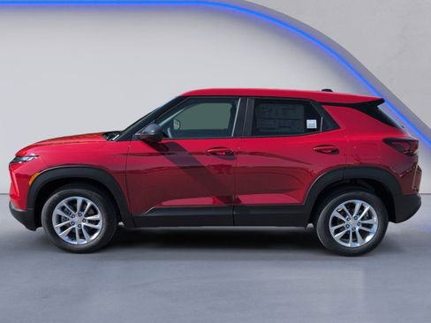 New 2026 Chevrolet TrailBlazer LS w/ LS Convenience Package FWD image 5