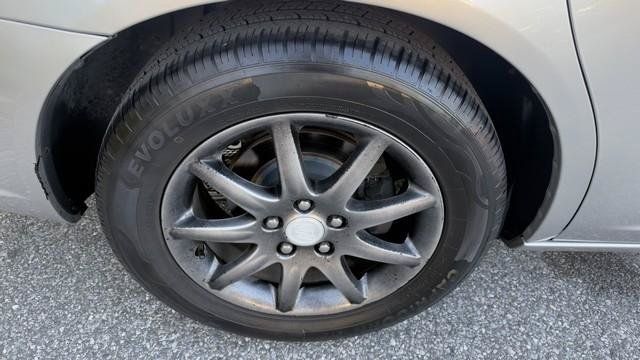 Used 2007 Buick Lucerne CXL w/ Luxury Package FWD image 19