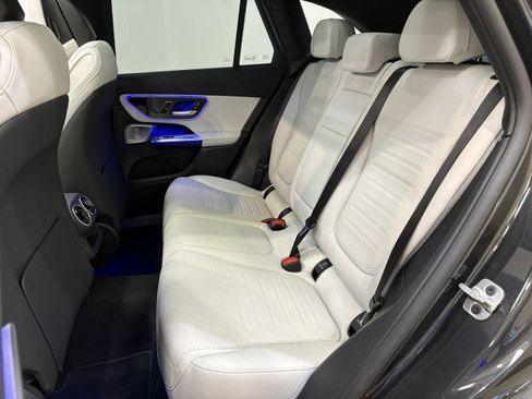 New 2026 Mercedes-Benz GLC 300 image 15