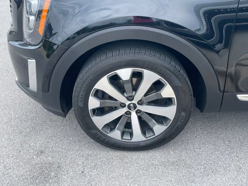 Used 2021 Kia Telluride EX w/ EX Premium Package AWD/4WD image 34