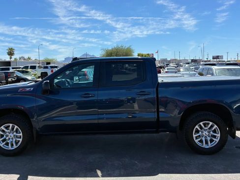 Used 2021 Chevrolet Silverado 1500 RST AWD/4WD image 3