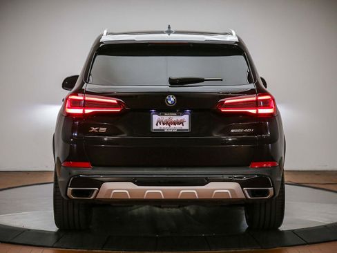 Used 2021 BMW X5 sDrive40i w/ Executive Package RWD image 3