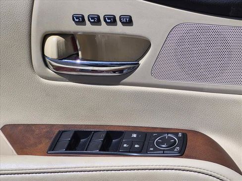 Used 2013 Lexus RX 350 FWD w/ Navigation Pkg image 2