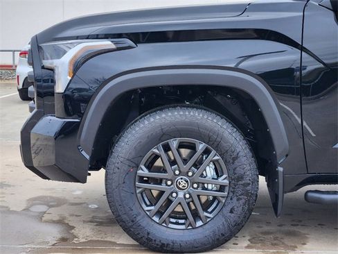New 2025 Toyota Tundra SR5 image 5