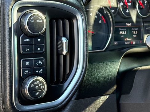 Used 2021 Chevrolet Silverado 1500 LT Trail Boss w/ Convenience Package II image 24