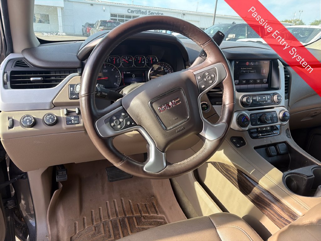 Used 2015 GMC Yukon XL SLT w/ HD Trailering Package AWD/4WD image 16