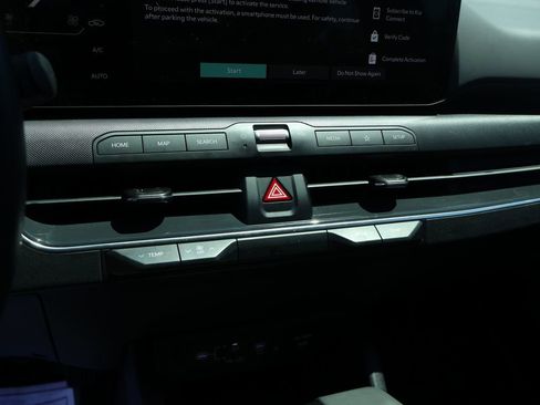 Used 2025 Kia K4 EX FWD image 35